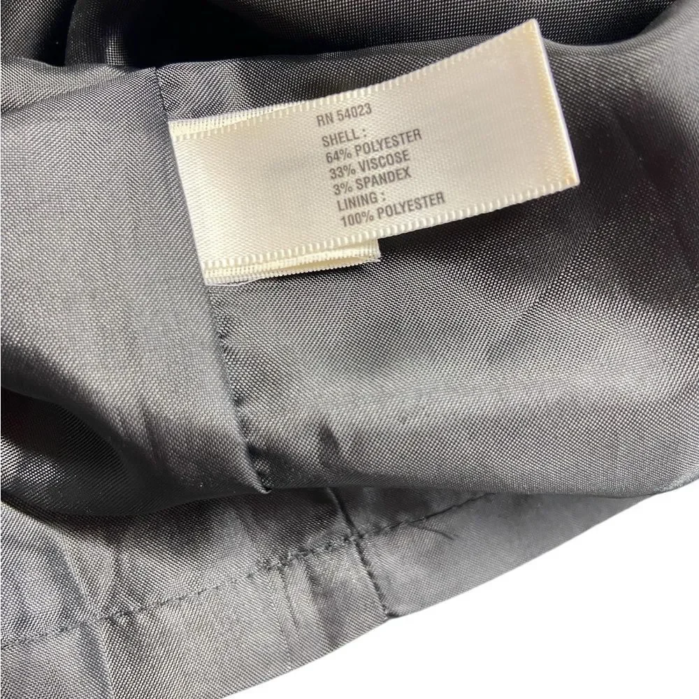 Gap Stretch Black Pleated Mini Skirt with Front Tie. Size 2.